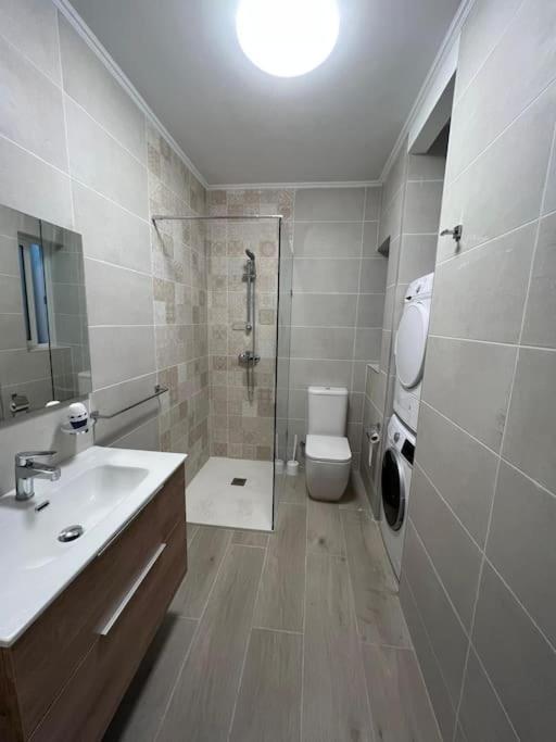 Appartement Sweet 1-bedroom Penthouse In The Heart Of It